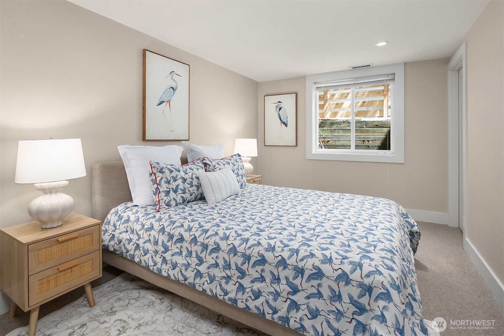 549 N 77th Street , Seattle, WA 98103