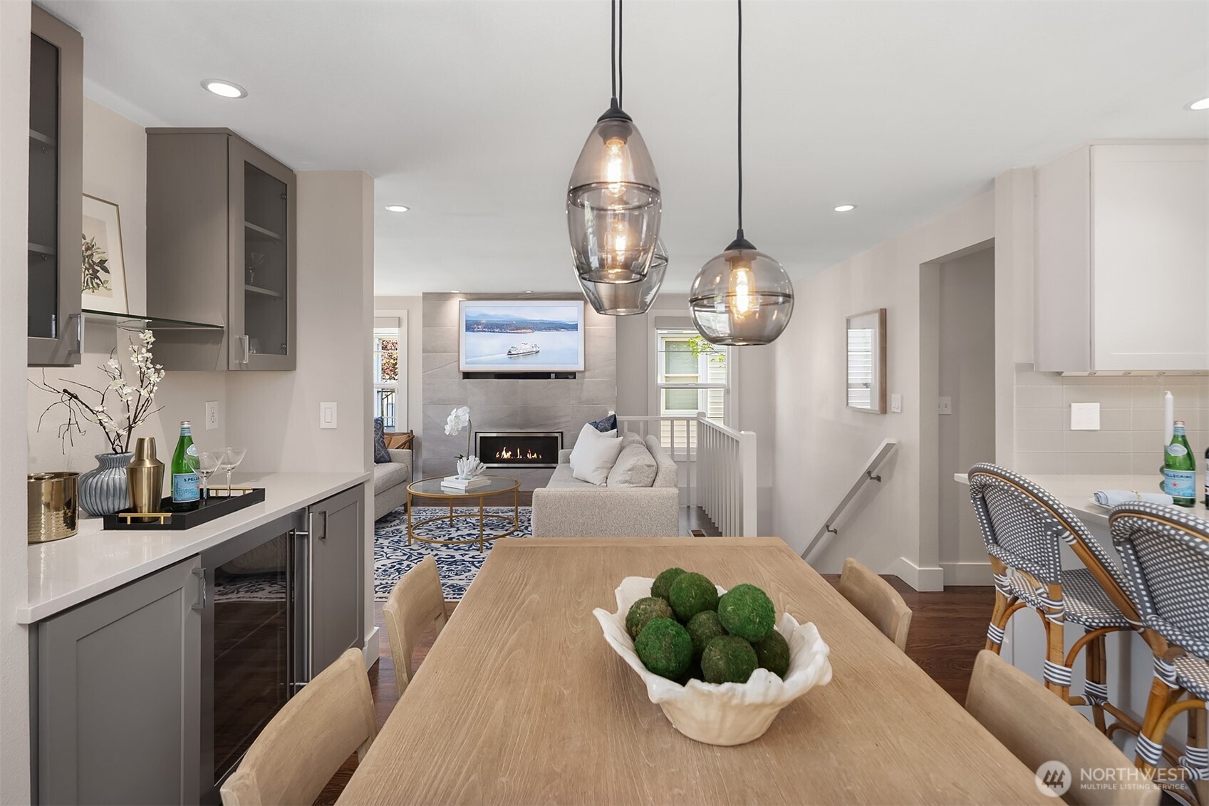 549 N 77th Street , Seattle, WA 98103