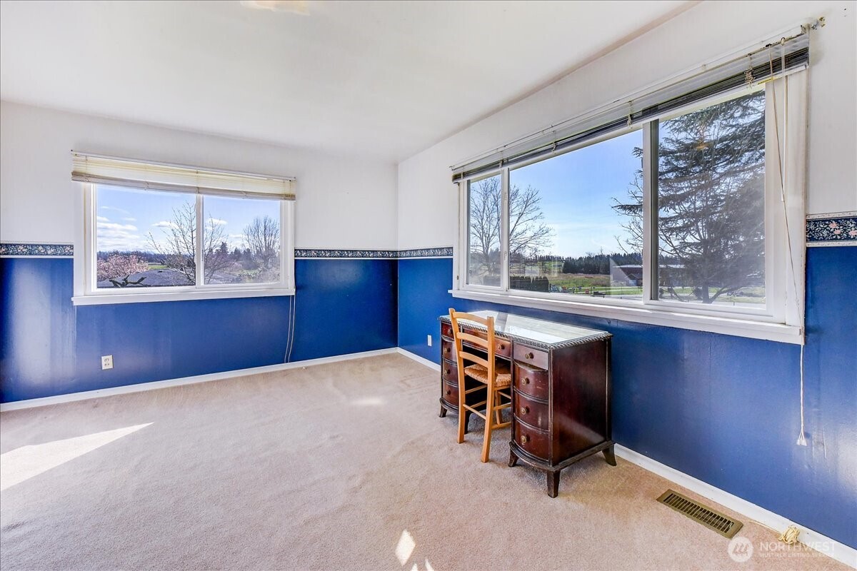 43004 196th Avenue SE, Enumclaw, WA 98022-9998