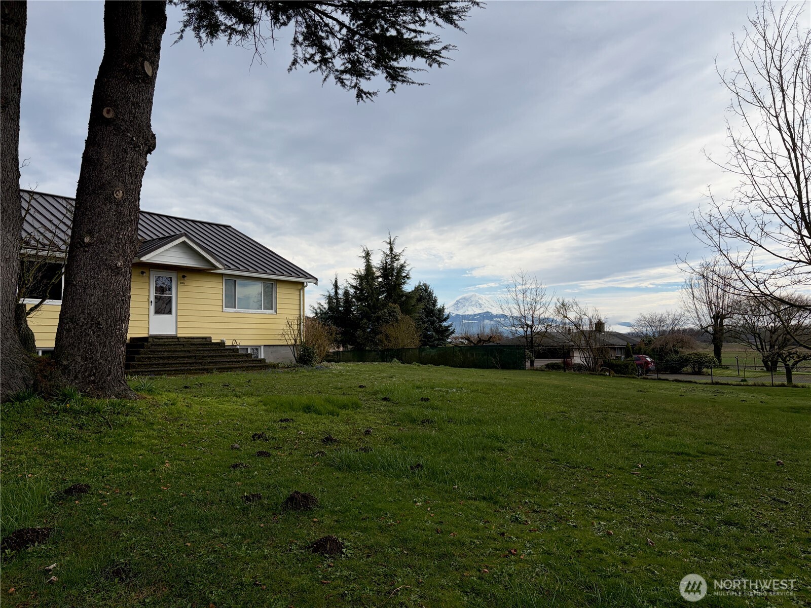 43004 196th Avenue SE, Enumclaw, WA 98022-9998