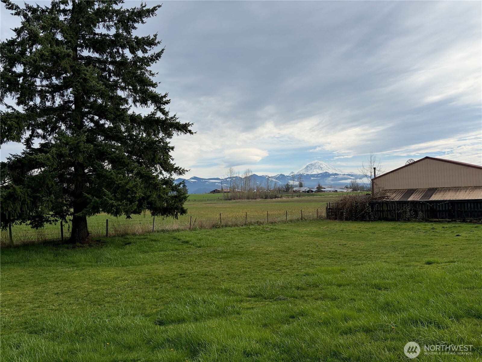 43004 196th Avenue SE, Enumclaw, WA 98022-9998
