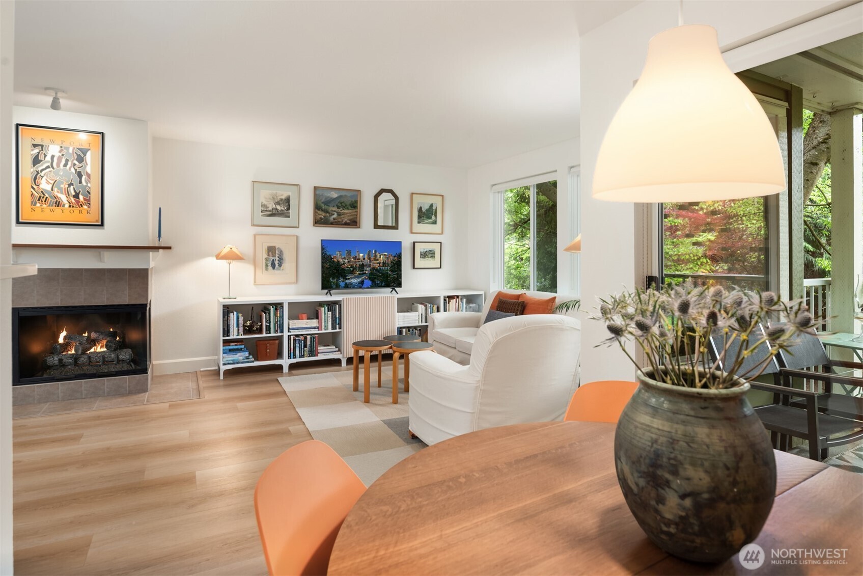 300 N 130th Street #8-202, Seattle, WA 98133