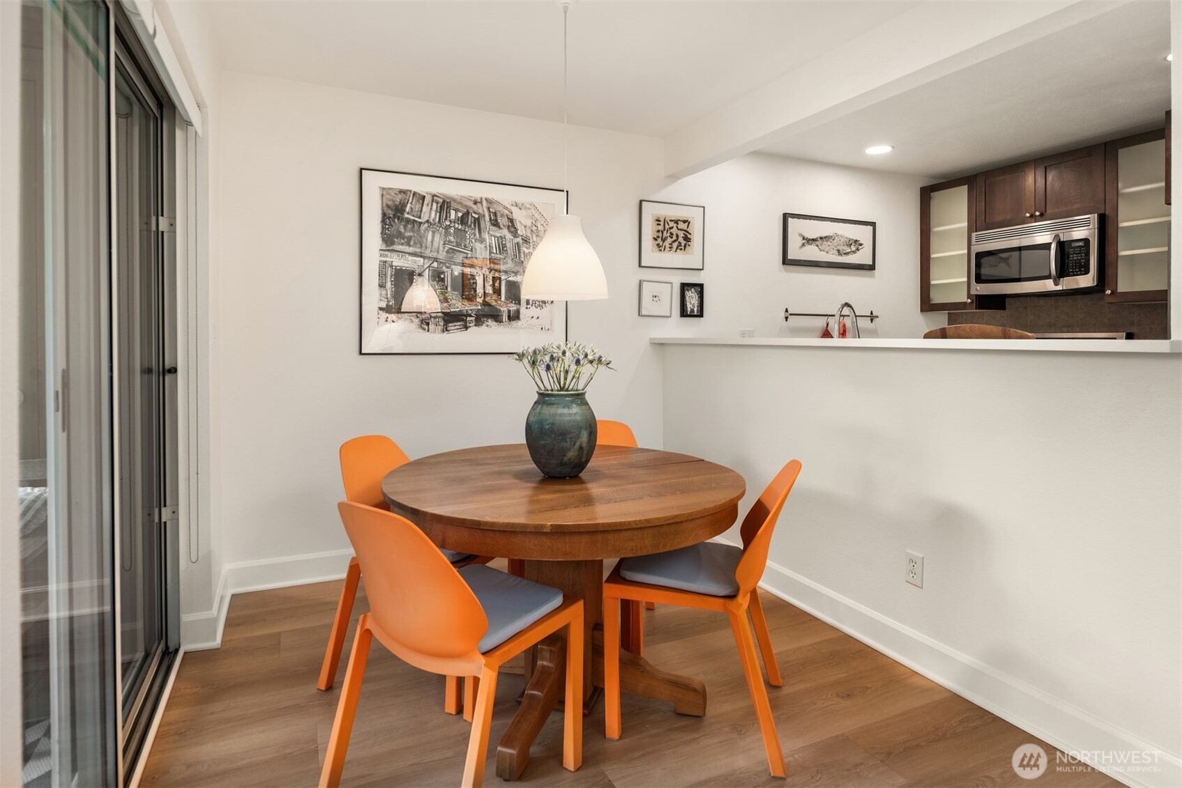 300 N 130th Street #8-202, Seattle, WA 98133