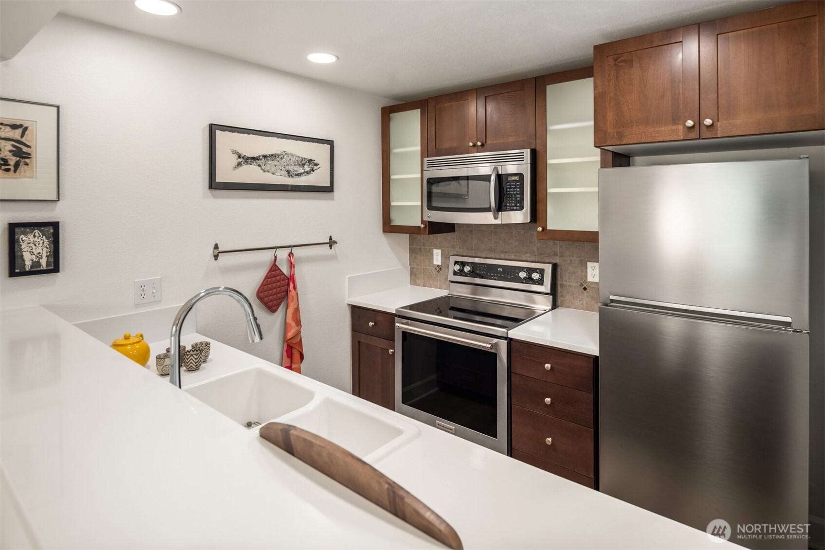 300 N 130th Street #8-202, Seattle, WA 98133