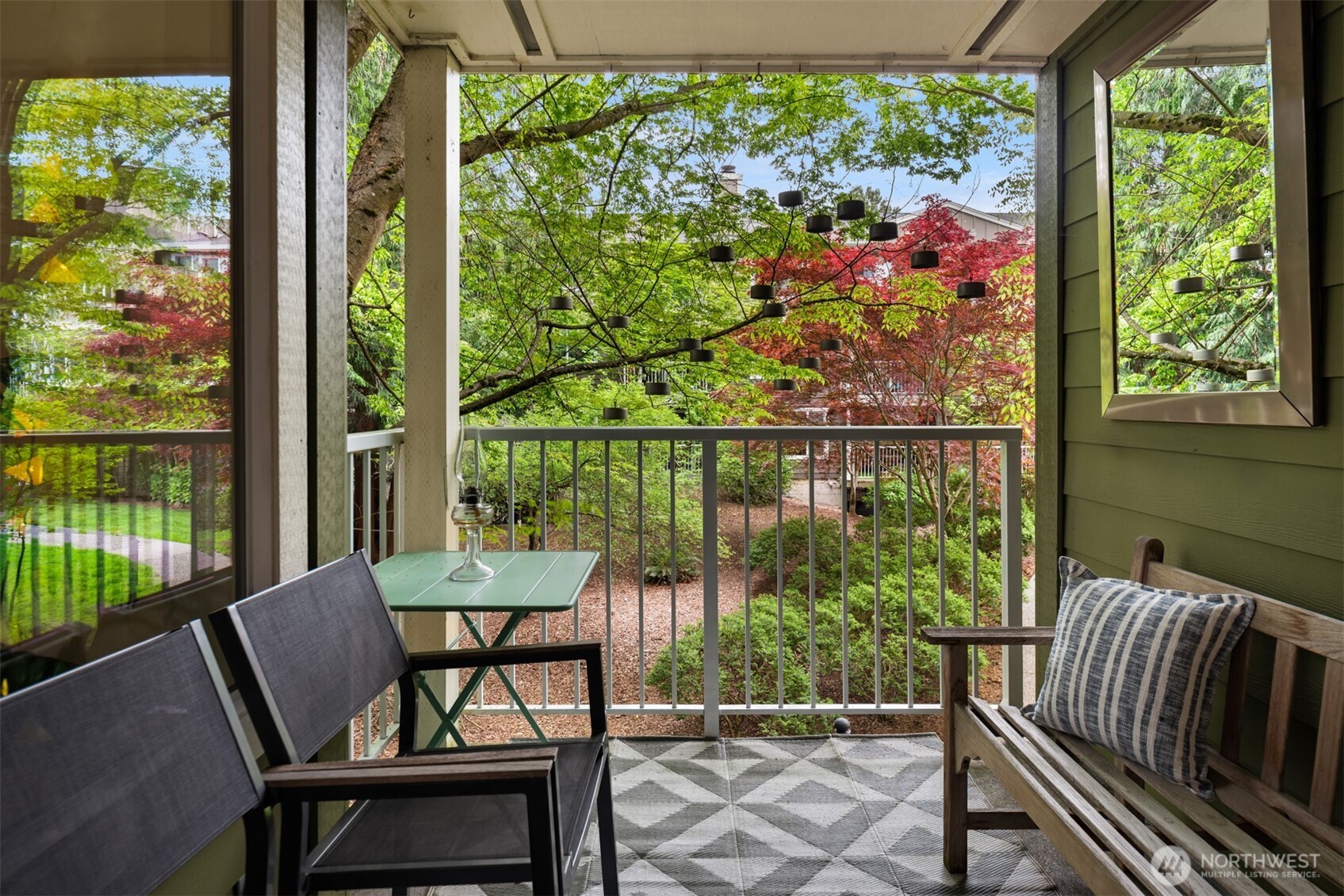 300 N 130th Street #8-202, Seattle, WA 98133