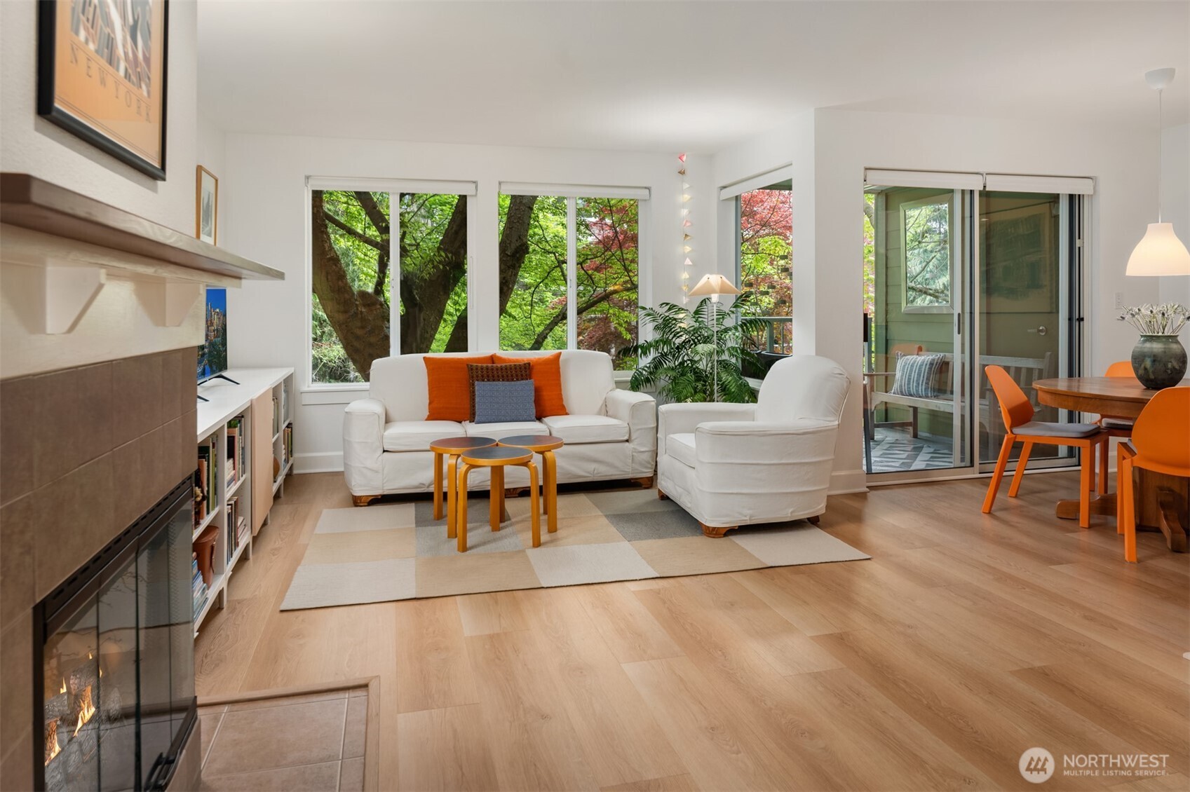 300 N 130th Street #8-202, Seattle, WA 98133