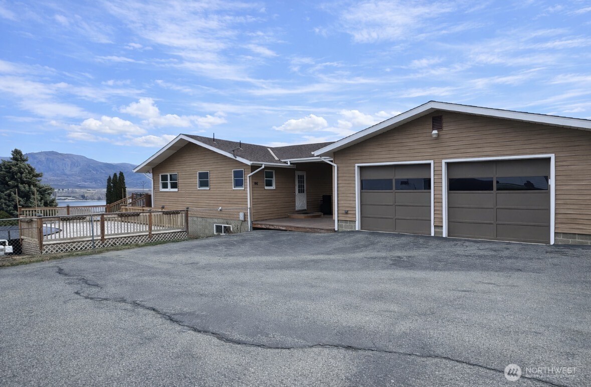 9 C Rose Street , Oroville, WA 98844
