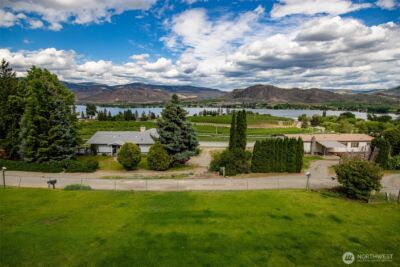 9 C Rose Street , Oroville, WA 98844 - Photo 2