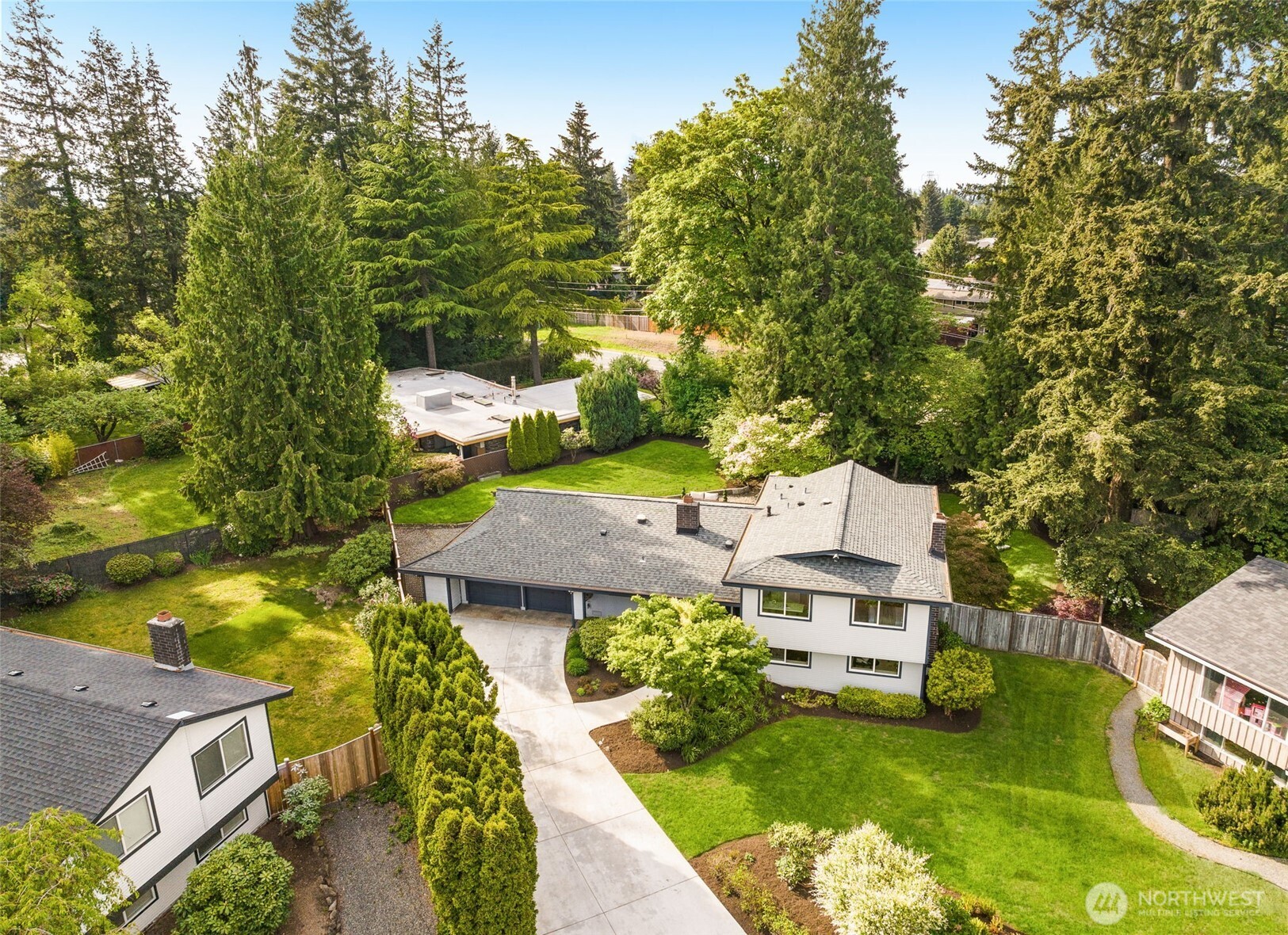 12532 SE 70th Street , Newcastle, WA 98056