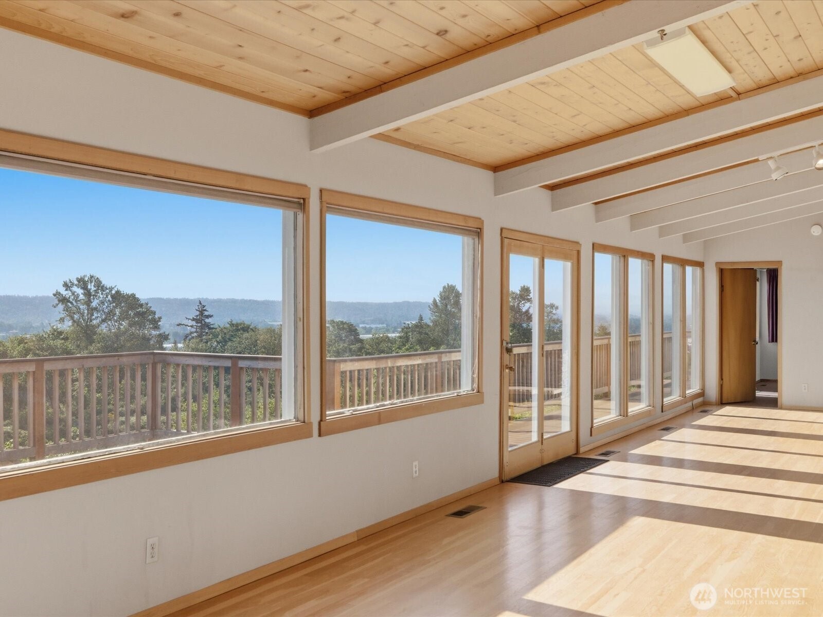 18206 51st Avenue S, SeaTac, WA 98188