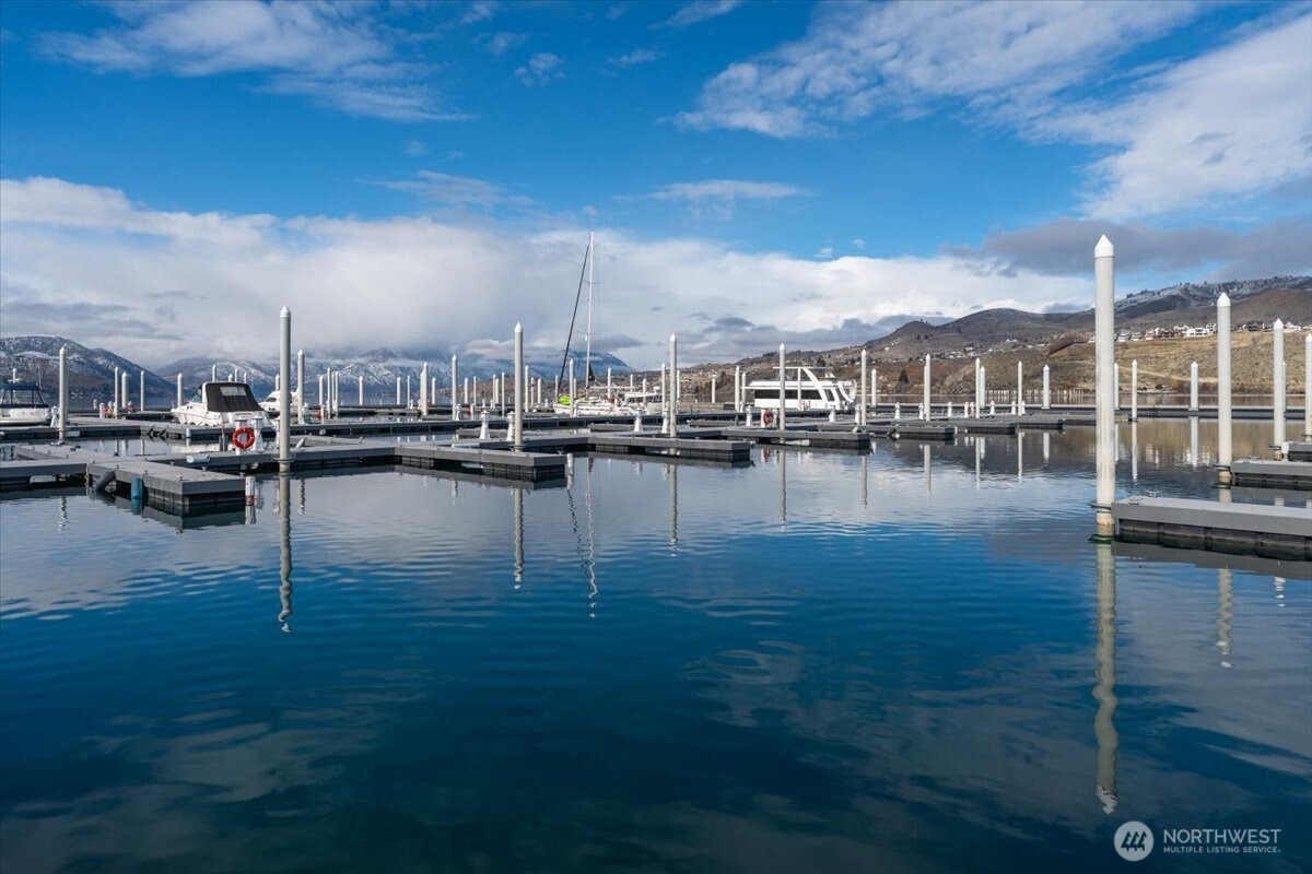 1350 W Woodin Avenue #C33, Chelan, WA 98816