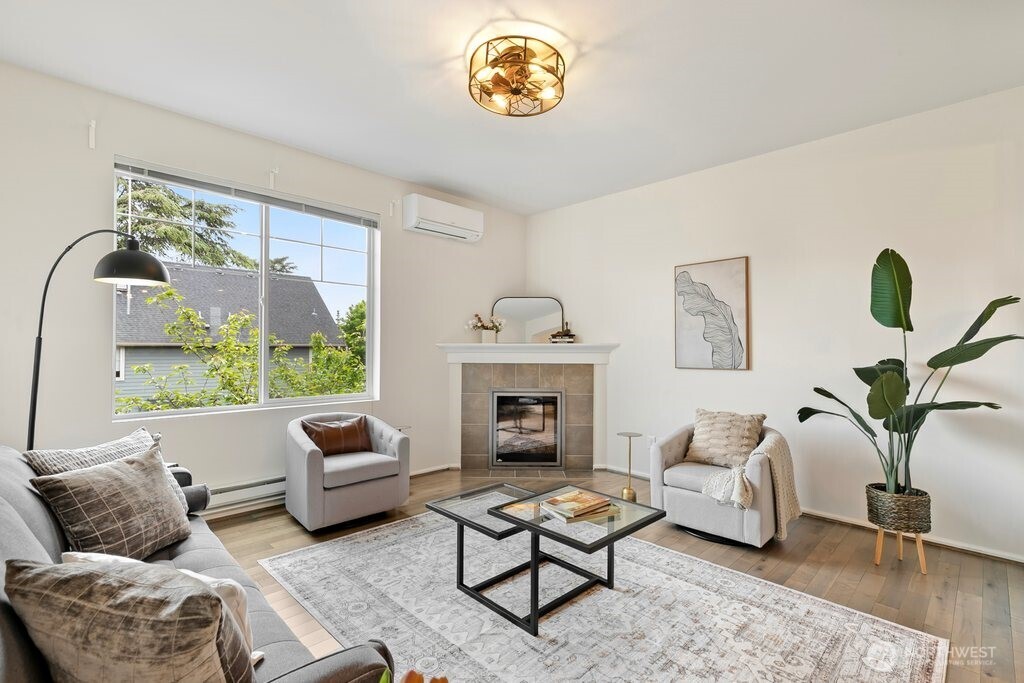 3002 SW Morgan Street , Seattle, WA 98126