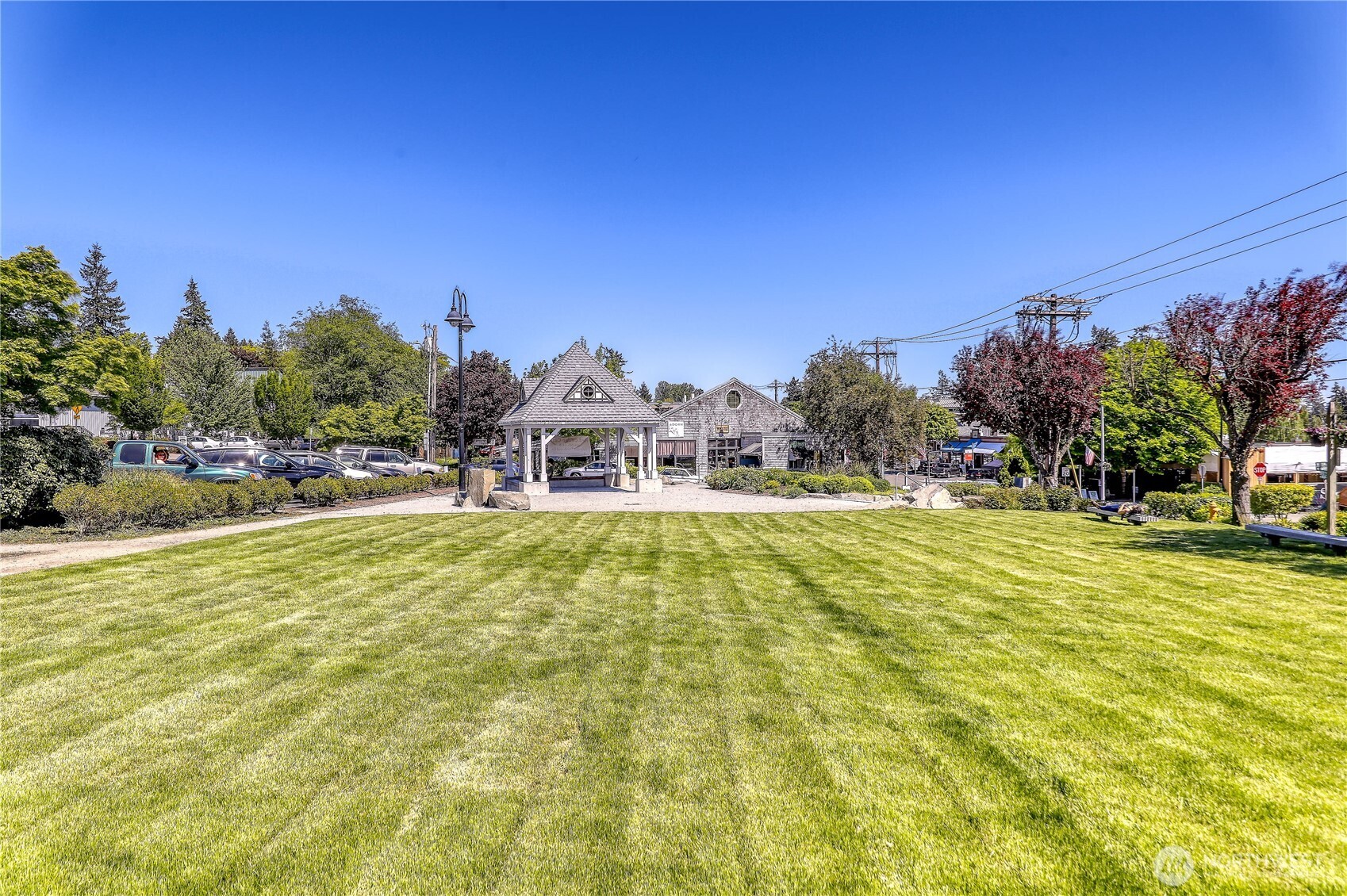 153 Madison Avenue N, Bainbridge Island, WA 98110