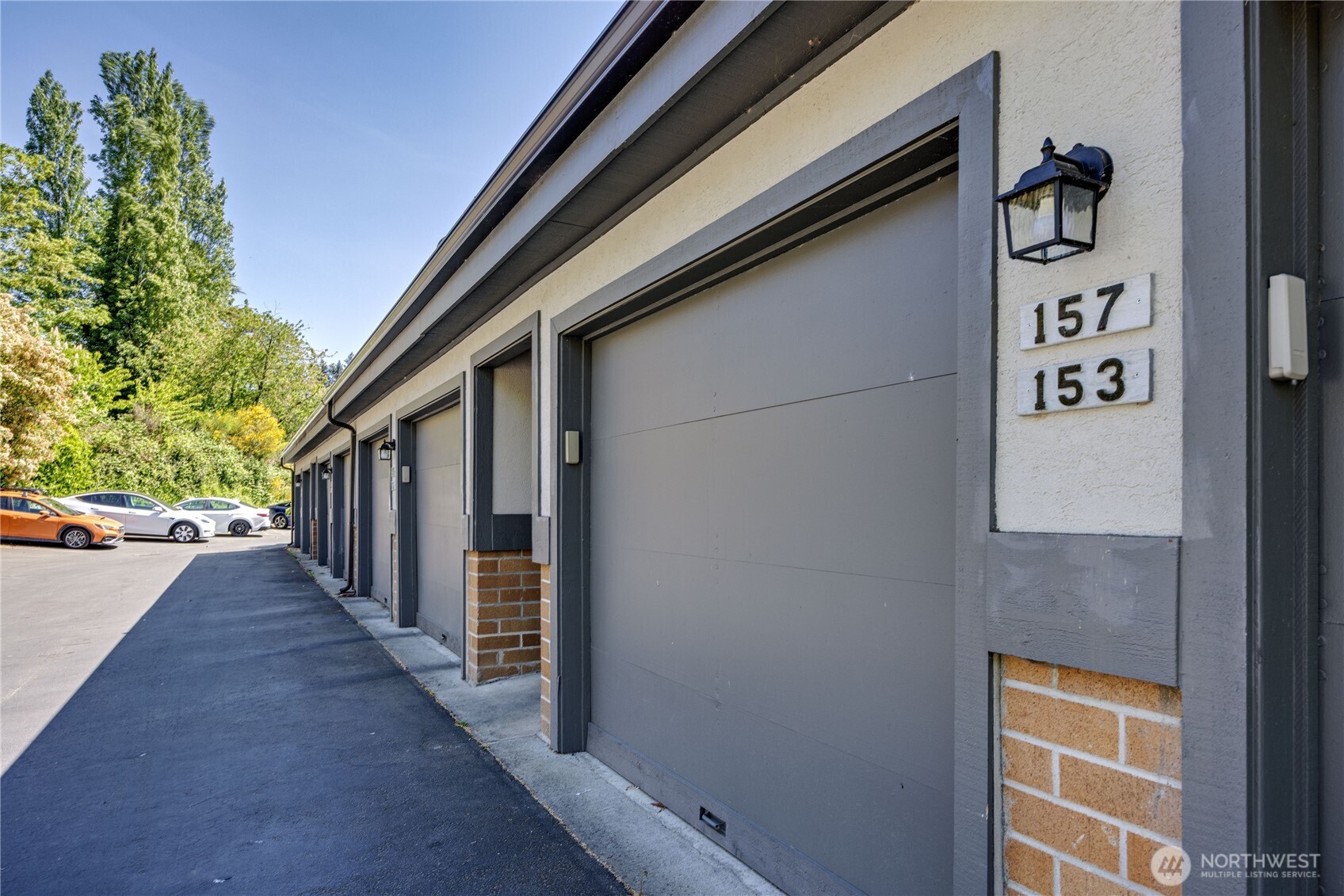 153 Madison Avenue N, Bainbridge Island, WA 98110