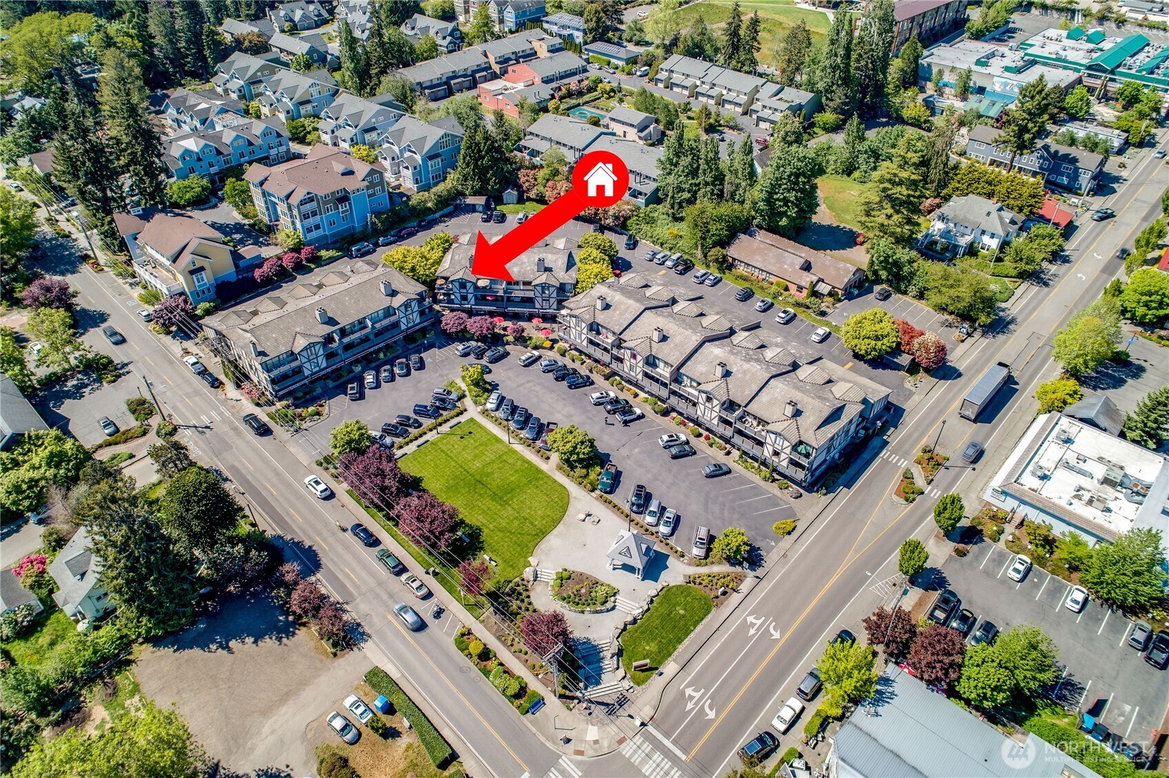 153 Madison Avenue N, Bainbridge Island, WA 98110