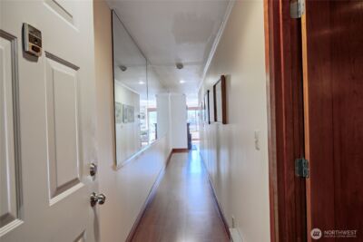 153 Madison Avenue N, Bainbridge Island, WA 98110 - Photo 5