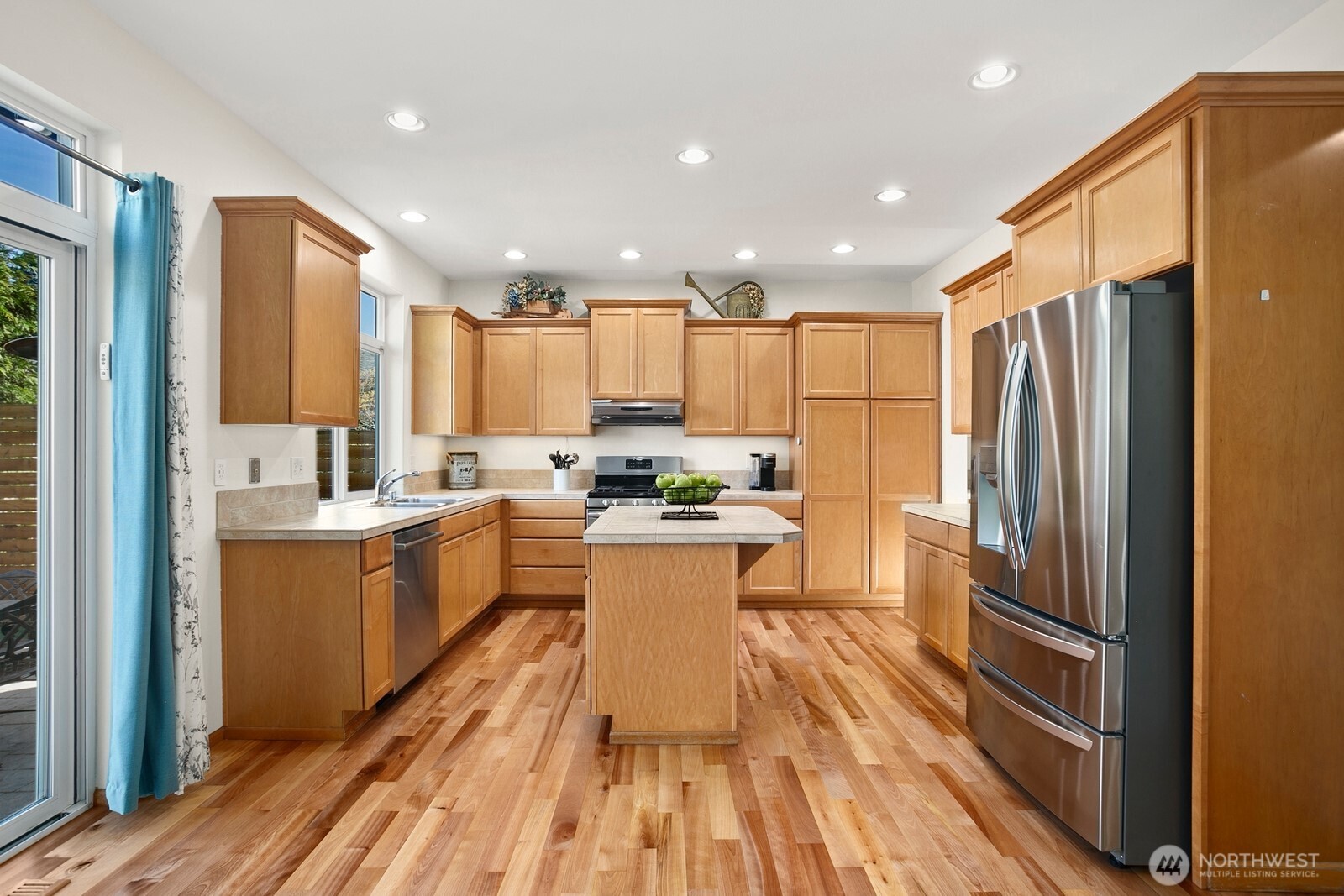 14625 Meridian Drive SE, Lynnwood, WA 98087-6734