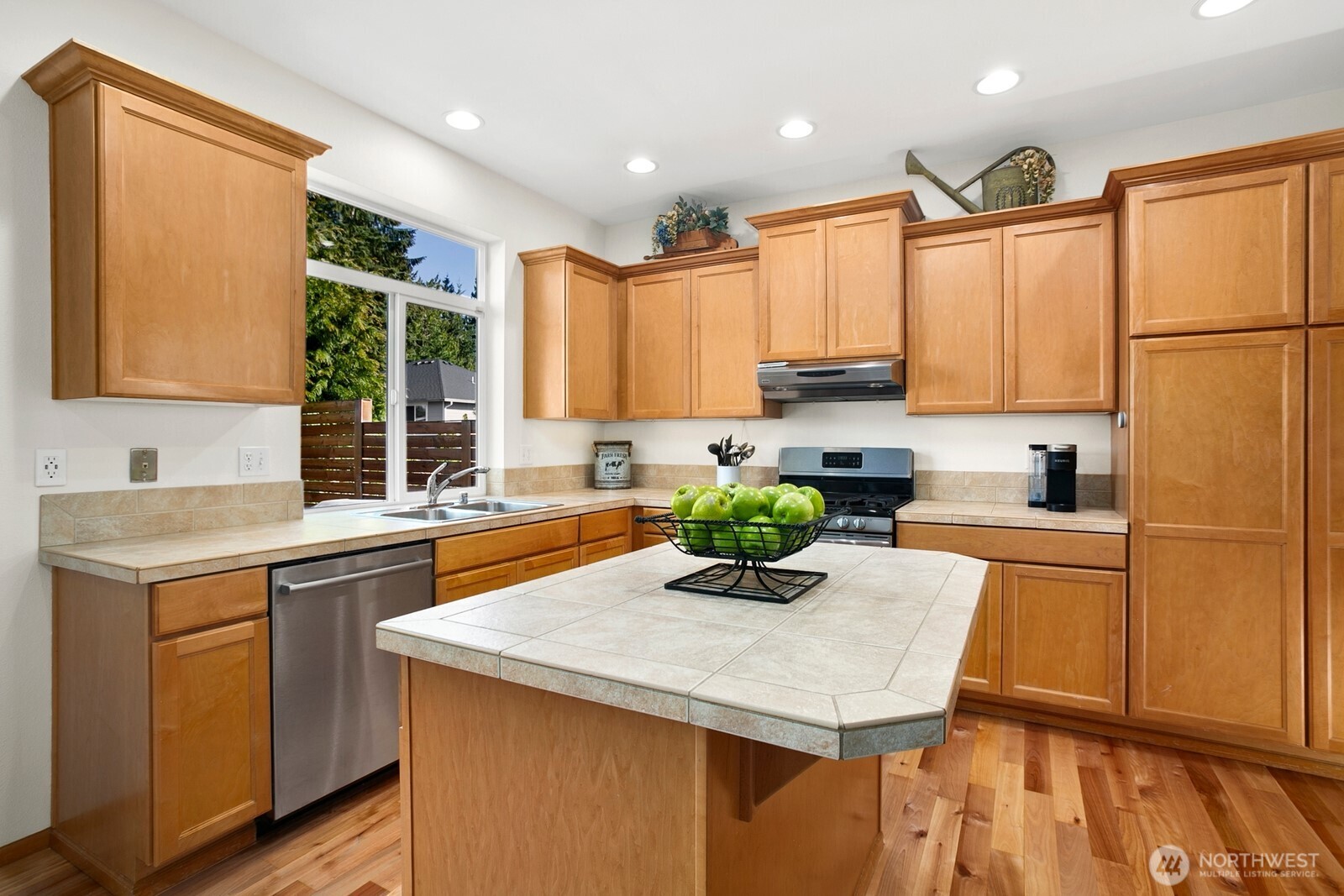 14625 Meridian Drive SE, Lynnwood, WA 98087-6734