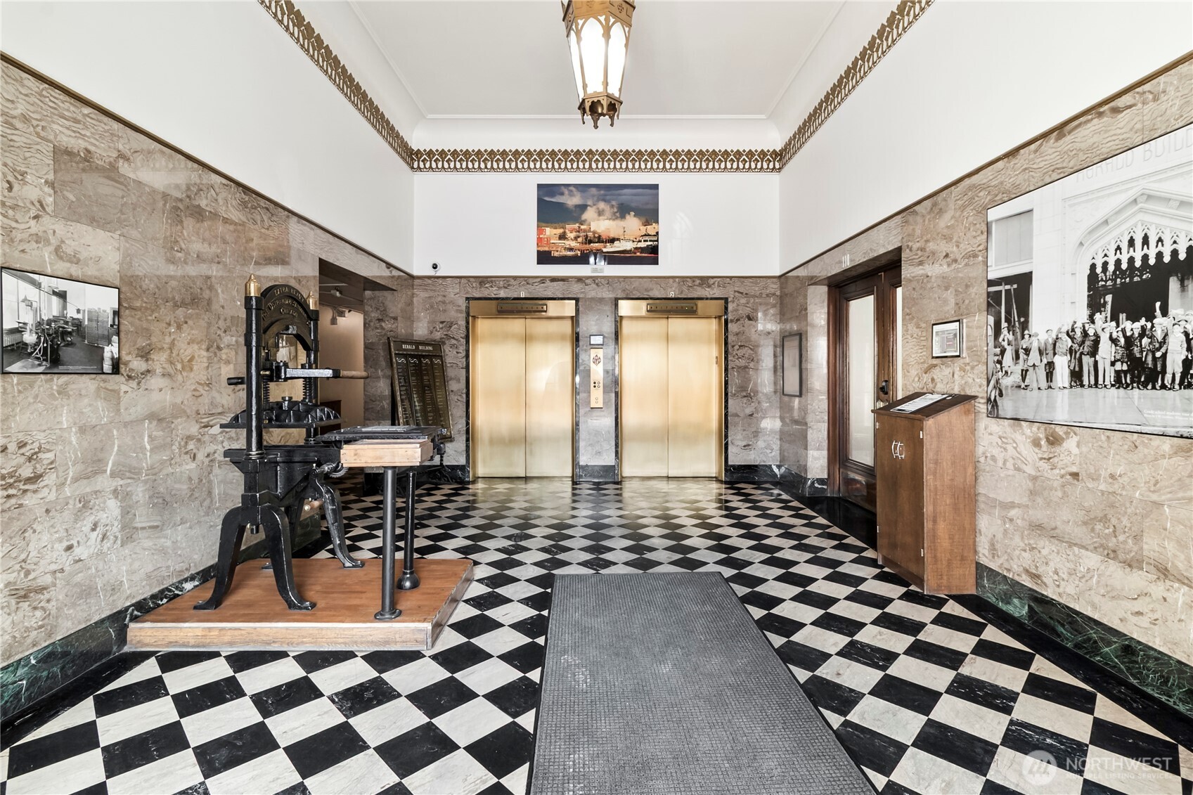 1155 N State Street , Bellingham, WA 98225