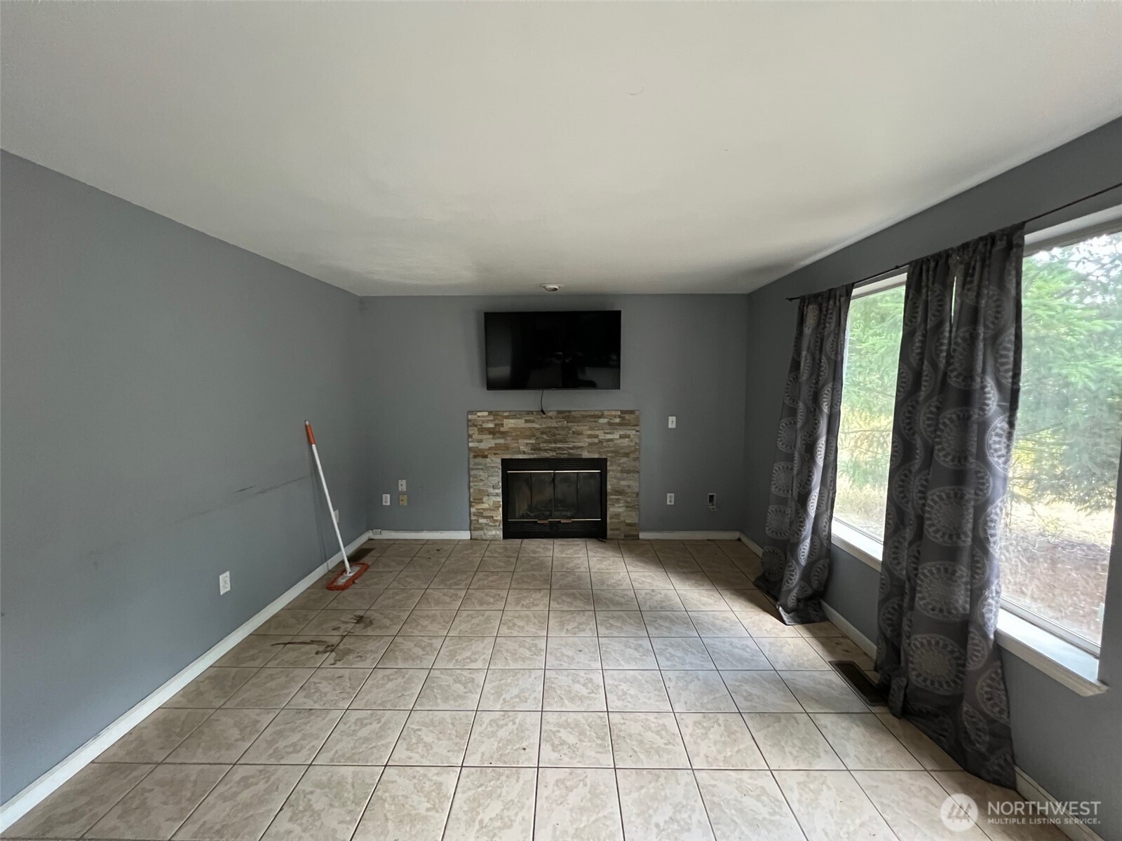 24312 34th Avenue Ct E, Spanaway, WA 98387