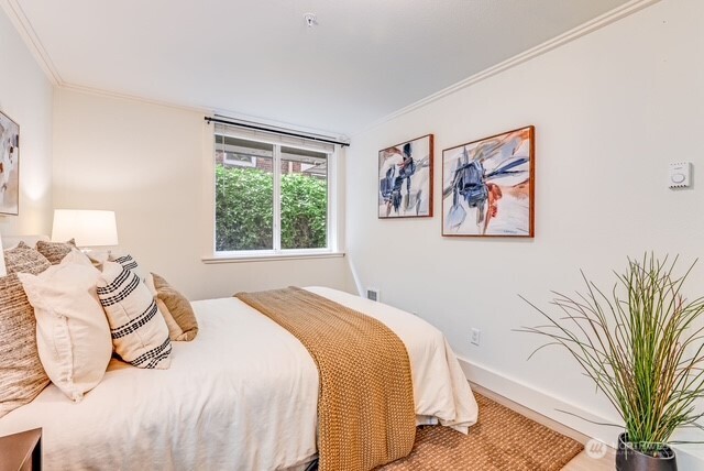 626 4th Avenue W #104, Seattle, WA 98119-4502