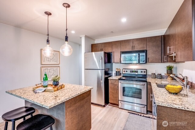 626 4th Avenue W #104, Seattle, WA 98119-4502