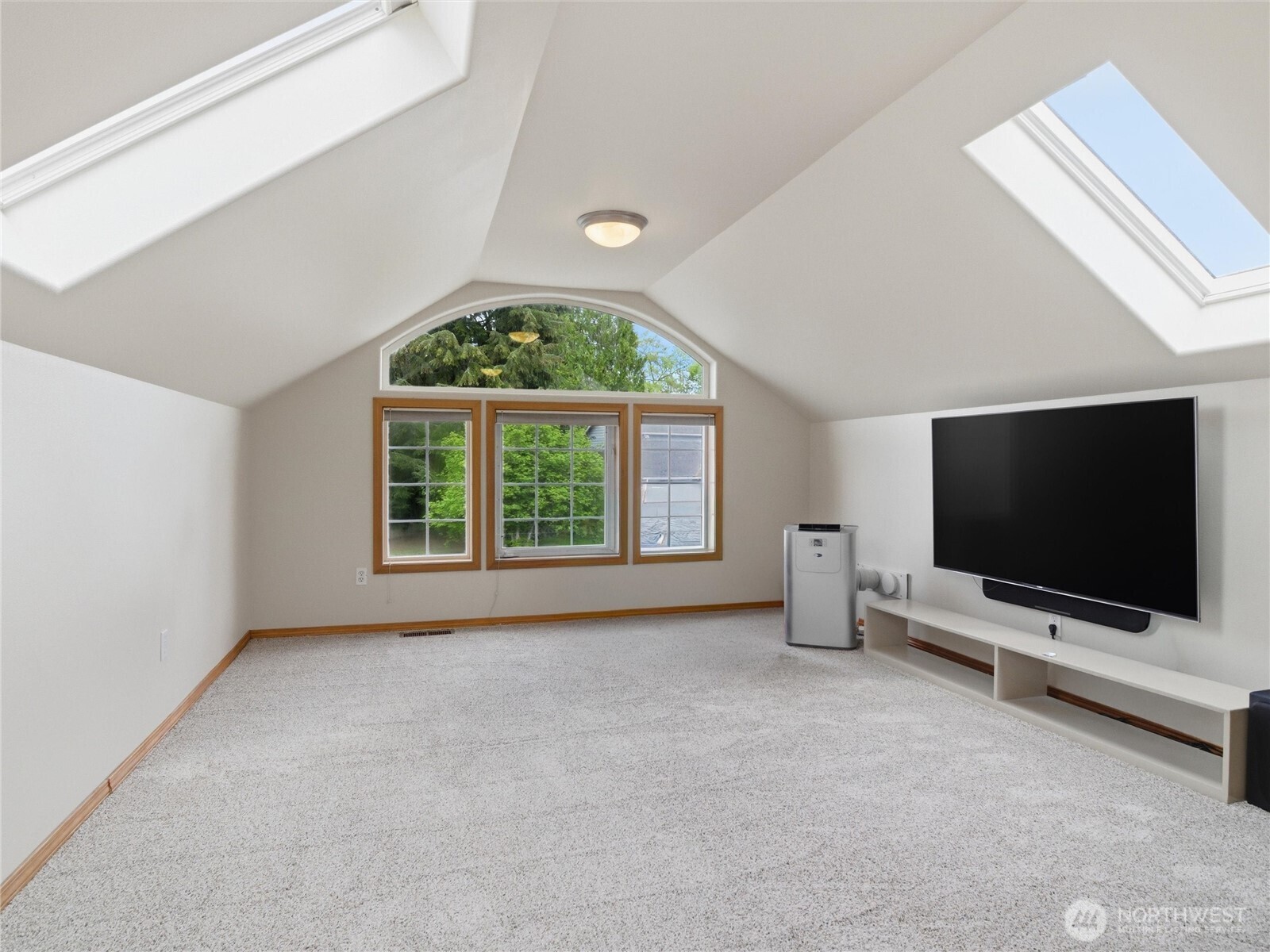 7105 Cavalier Loop SW, Olympia, WA 98512