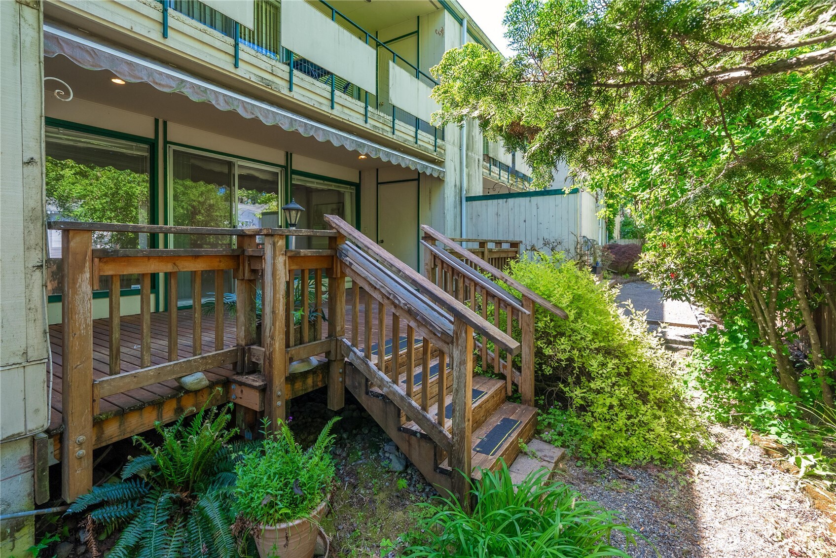 10430 Gravelly Lake Drive SW, Lakewood, WA 98499