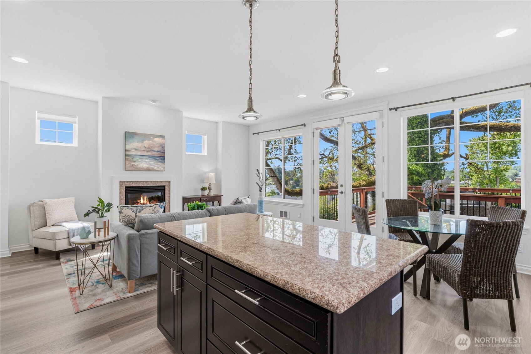 4930 S Holly Street , Seattle, WA 98118
