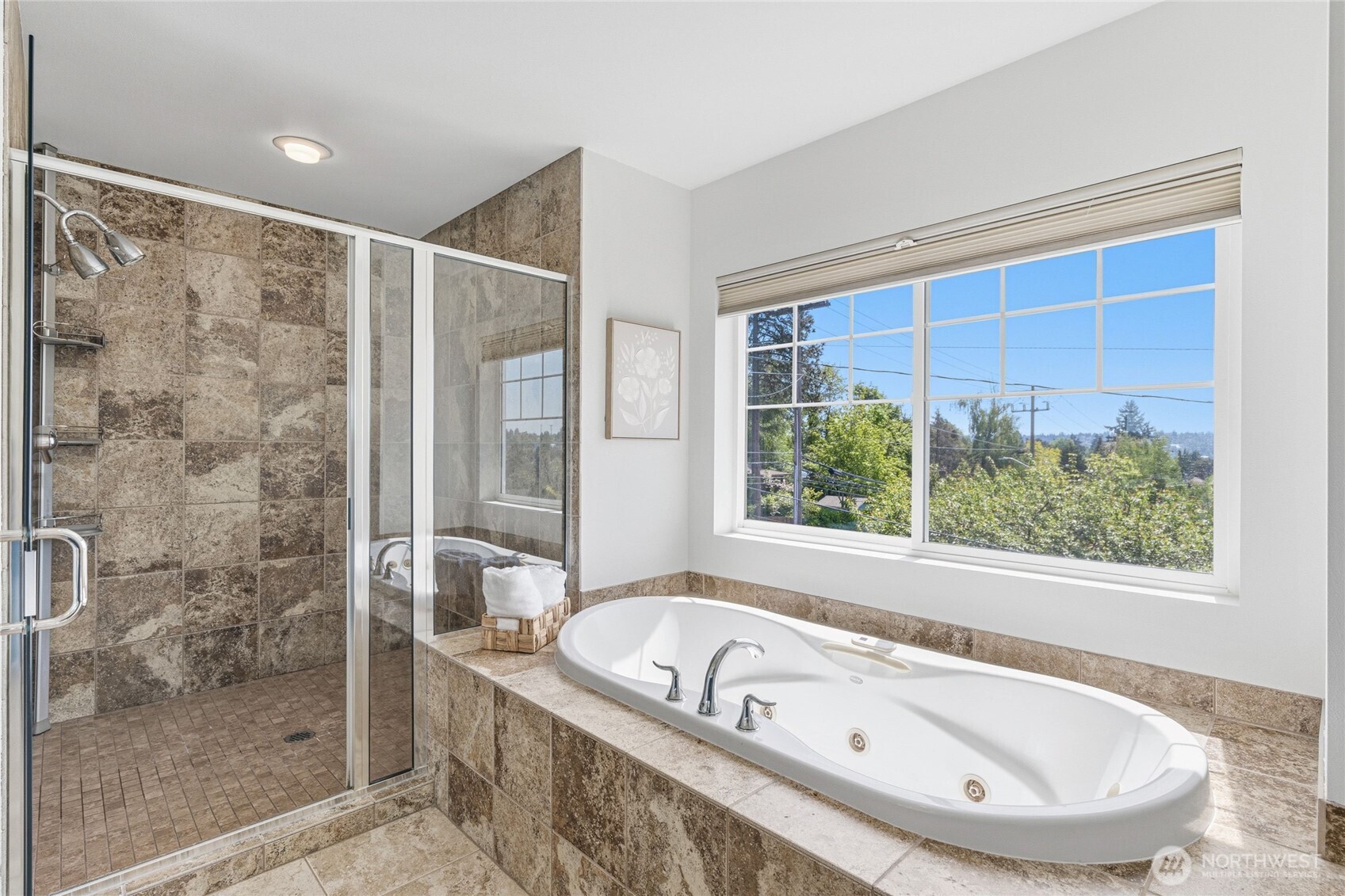 4930 S Holly Street , Seattle, WA 98118