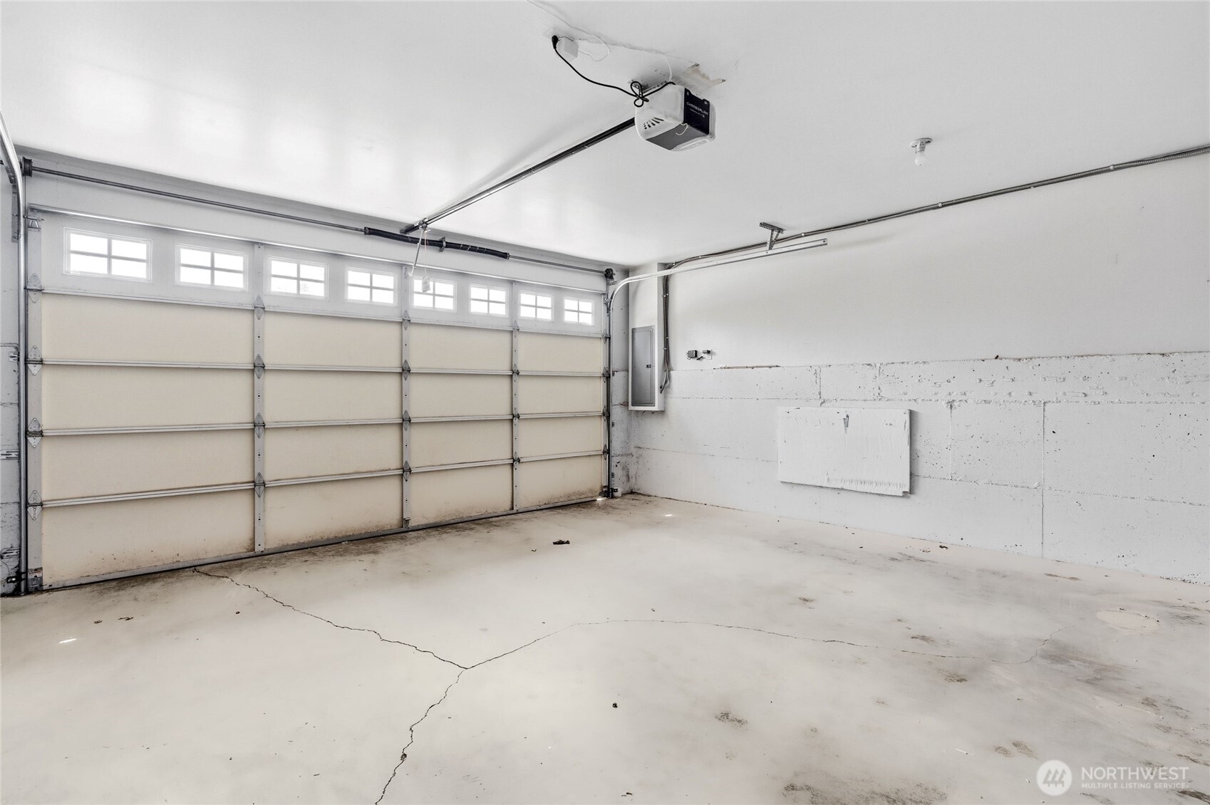 4930 S Holly Street , Seattle, WA 98118