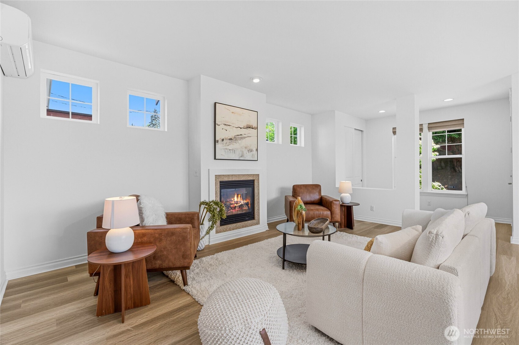 4930 S Holly Street , Seattle, WA 98118