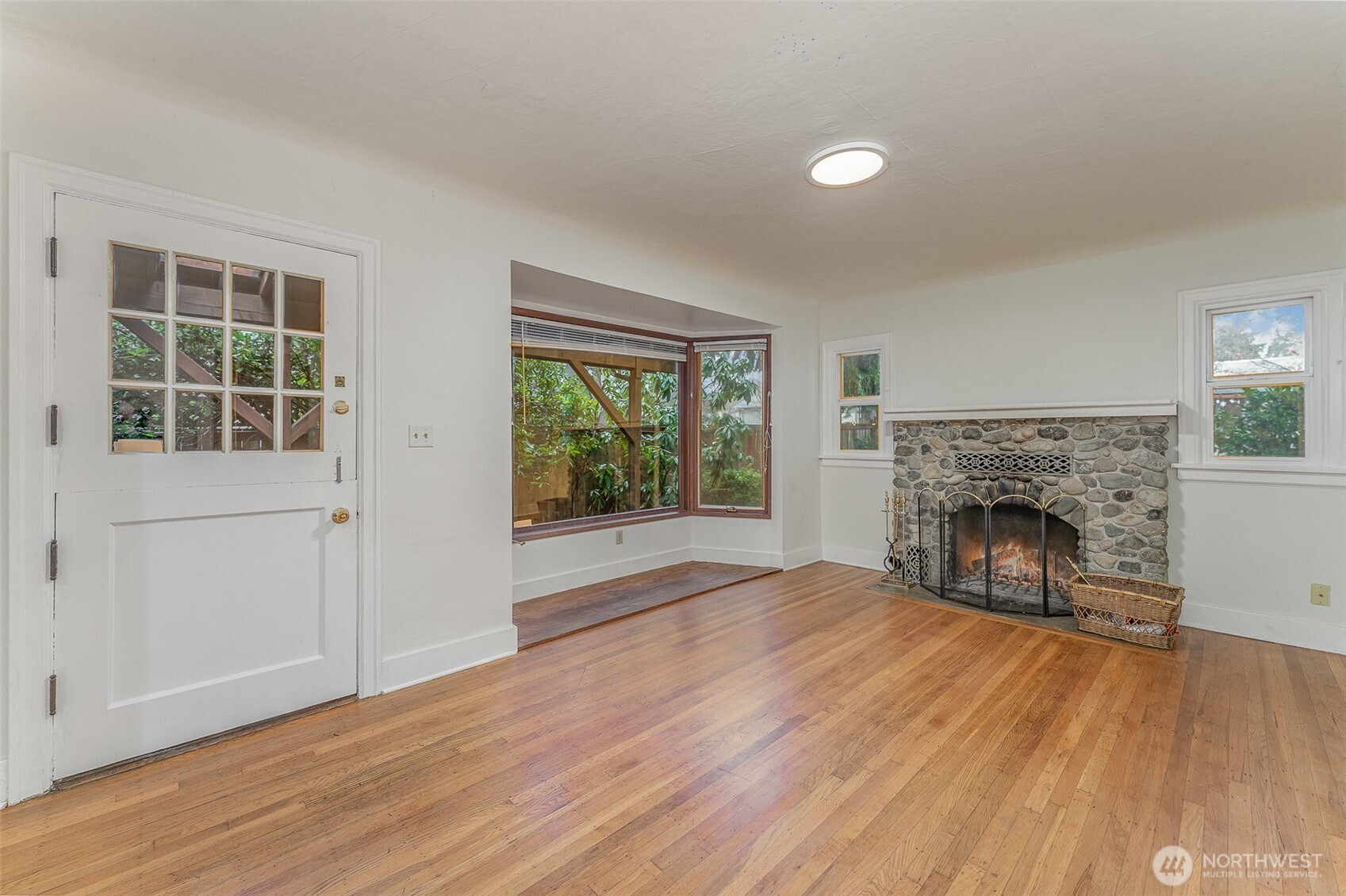 3844 NE 87th Street , Seattle, WA 98115