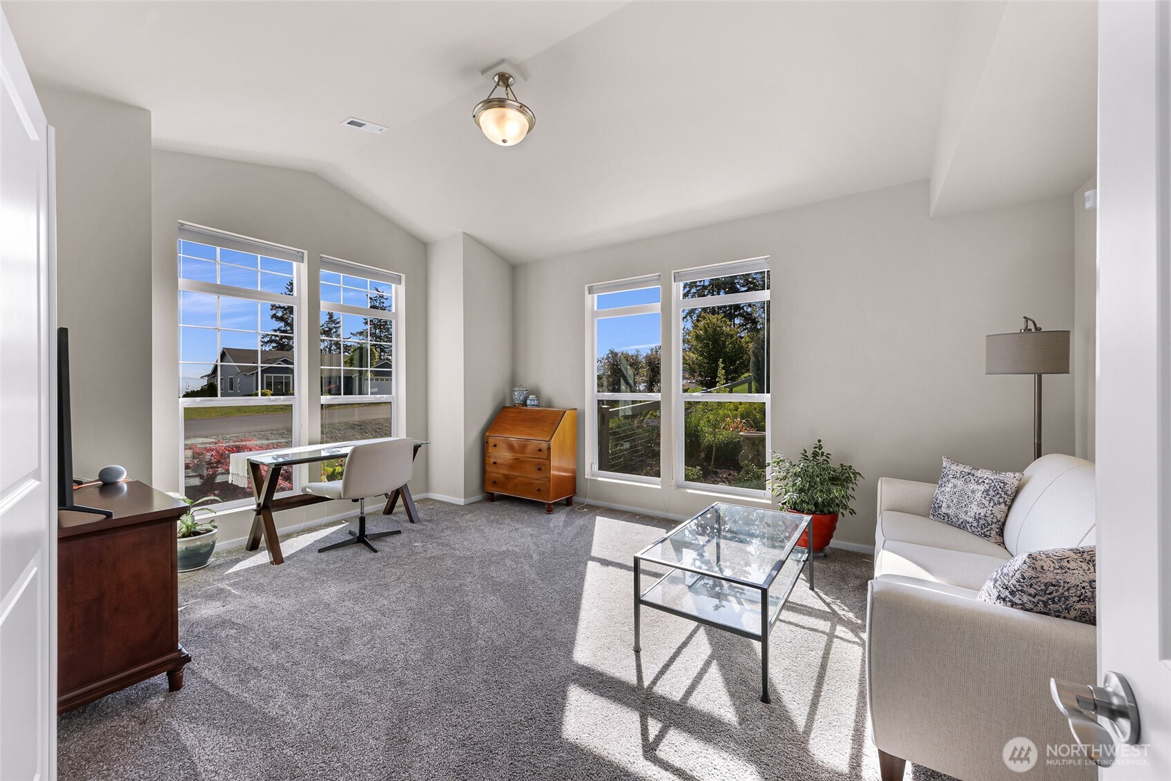 1348 Sunrise Estates Place , Camano Island, WA 98282