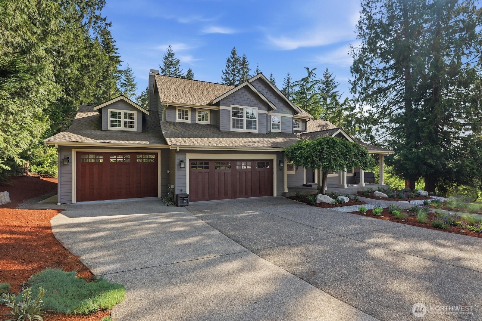 11720 201st Place NE, Redmond, WA 98053-9637