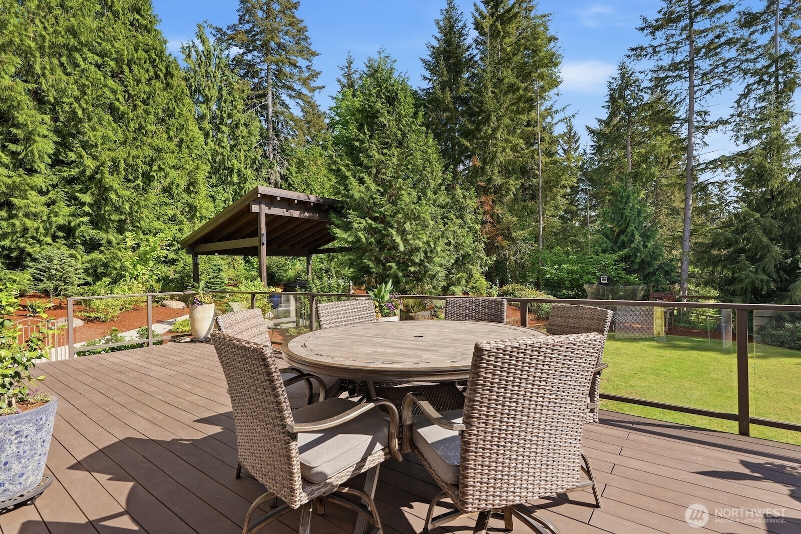 11720 201st Place NE, Redmond, WA 98053-9637