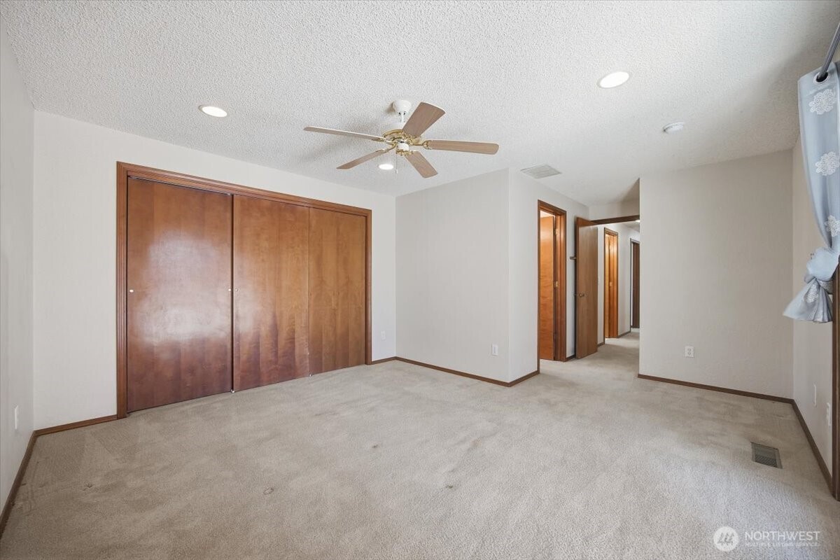 6411 W Willamette Ave , Kennewick, WA 99336