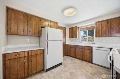 6411 W Willamette Ave , Kennewick, WA 99336 - Photo 5
