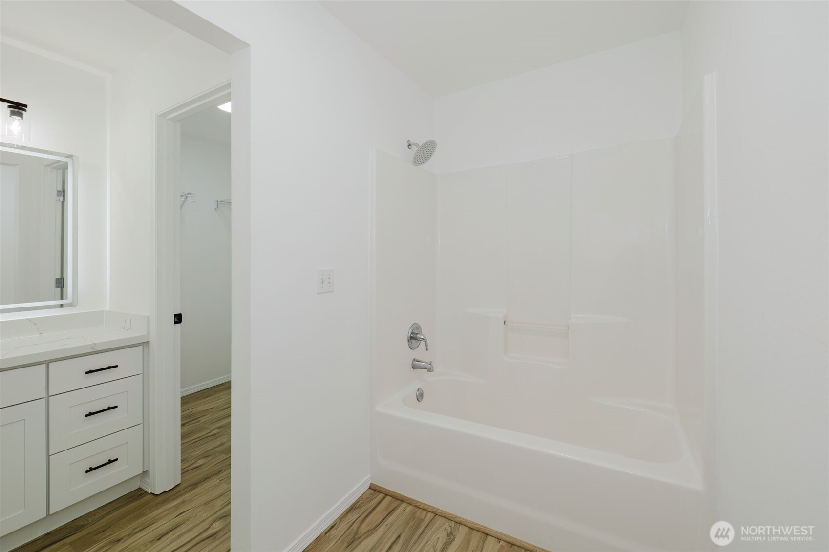 4419 Abalone Street , Bremerton, WA 98312