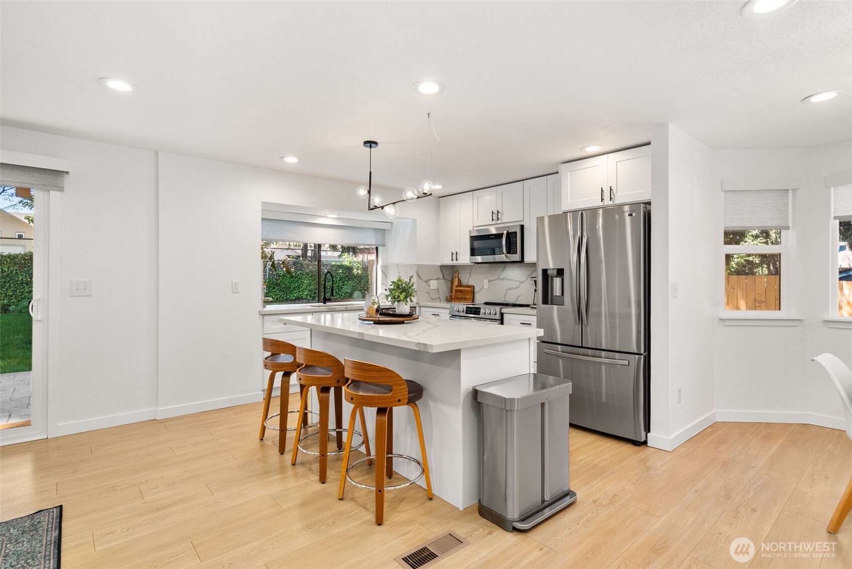 3704 72nd Avenue Ct W, University Place, WA 98466