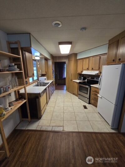 2302 R Street SE #43, Auburn, WA 98002 - Photo 6