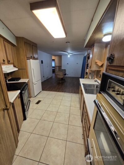 2302 R Street SE #43, Auburn, WA 98002 - Photo 9