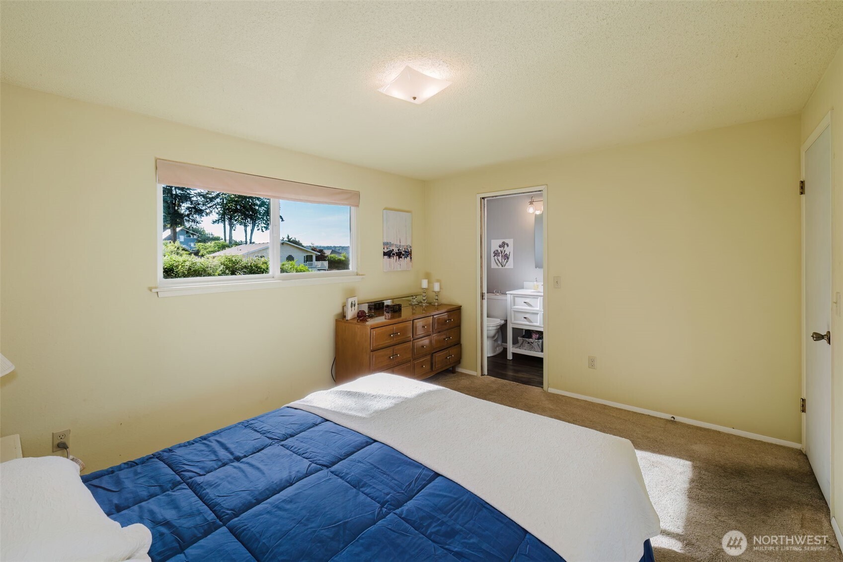 9634 SE Southworth Drive , Port Orchard, WA 98366