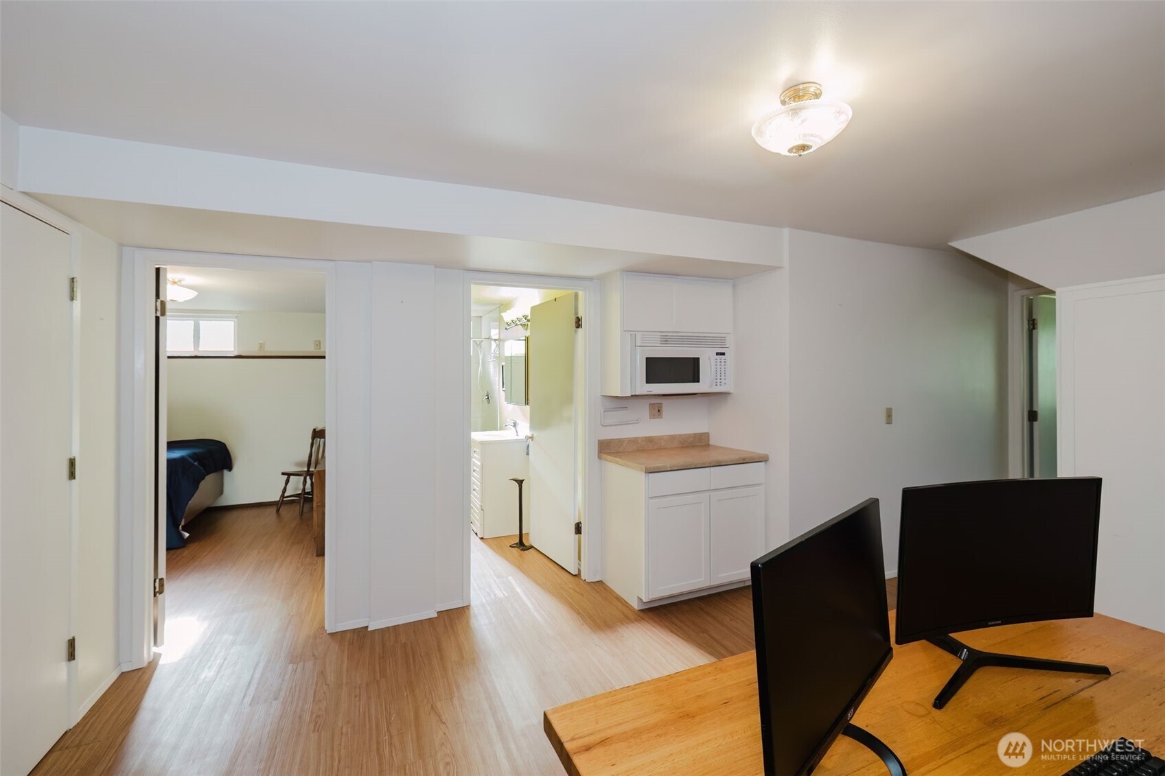 9634 SE Southworth Drive , Port Orchard, WA 98366