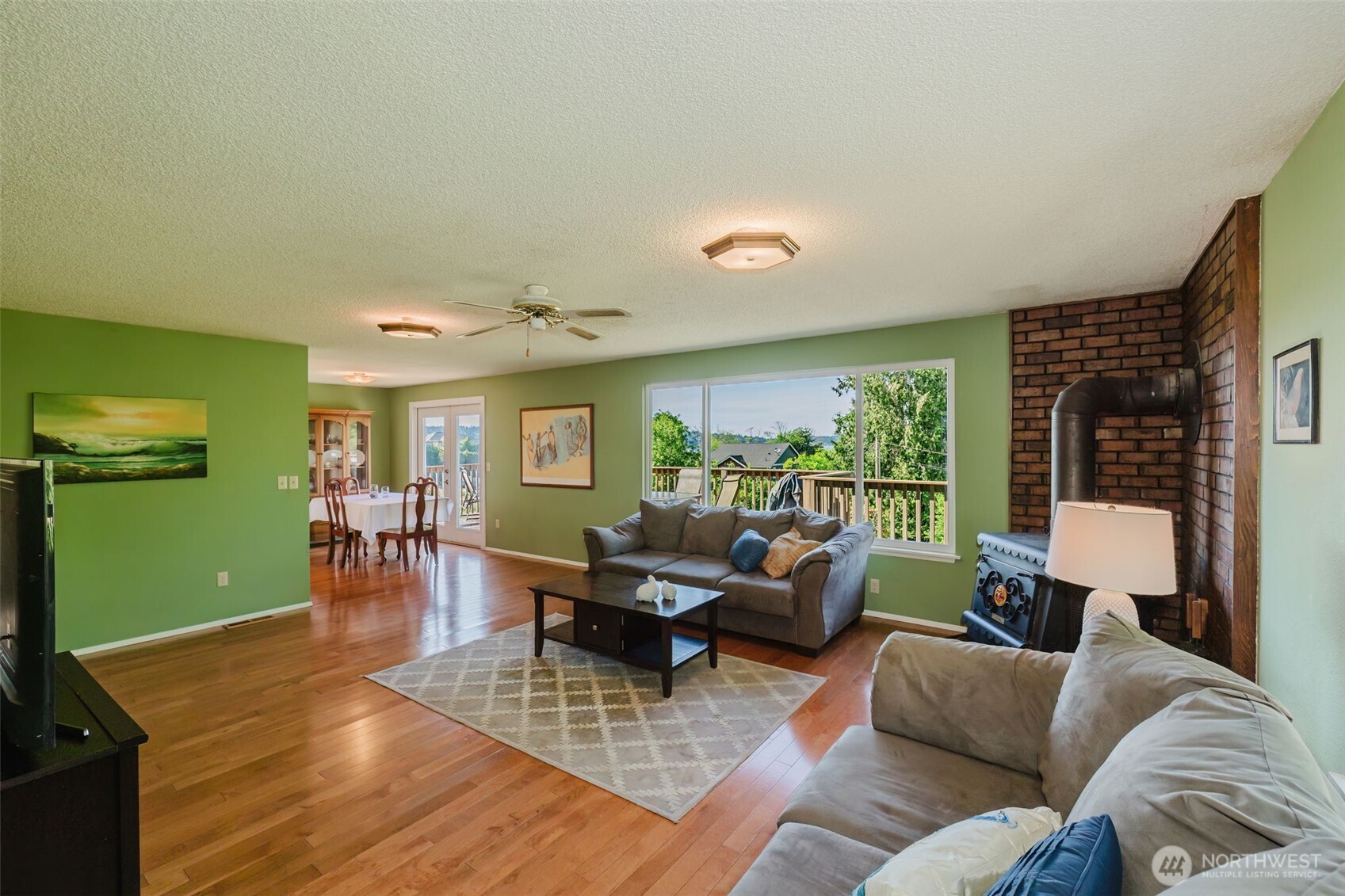 9634 SE Southworth Drive , Port Orchard, WA 98366