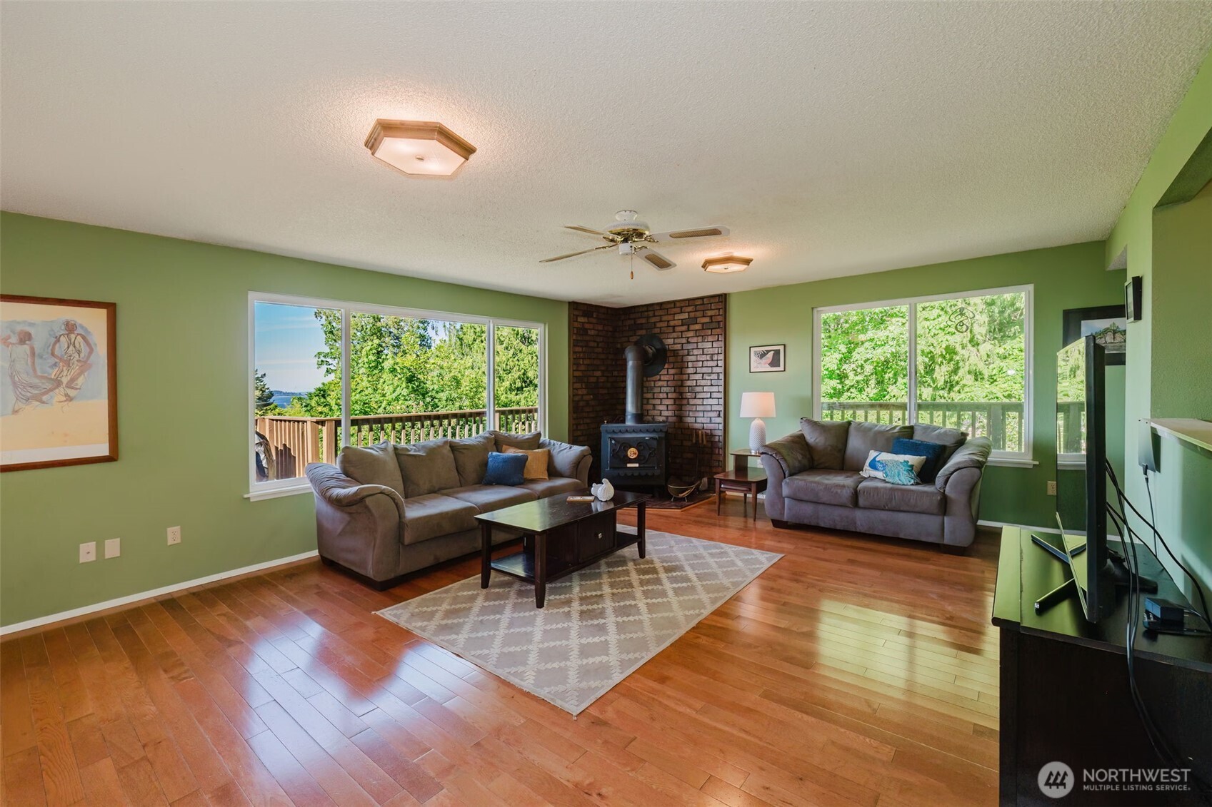 9634 SE Southworth Drive , Port Orchard, WA 98366