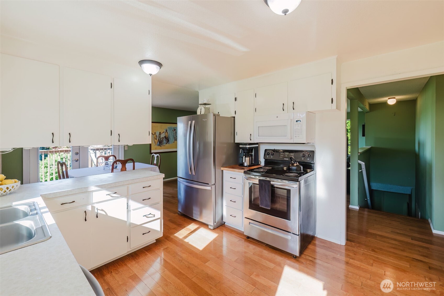 9634 SE Southworth Drive , Port Orchard, WA 98366