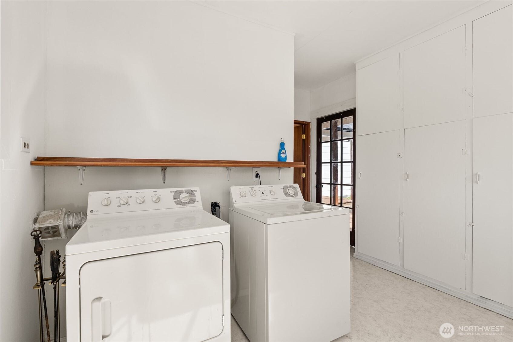 315 Pine Street , South Bend, WA 98586