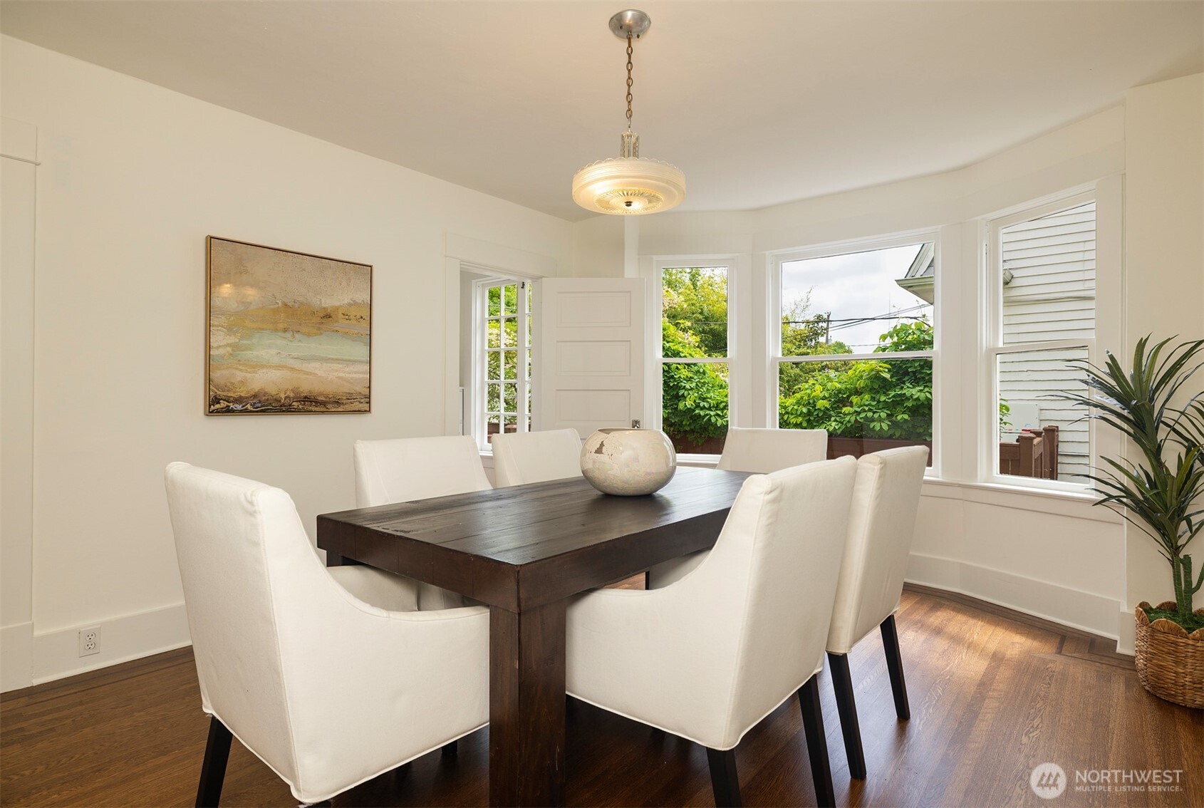 806 15th Avenue E, Seattle, WA 98112