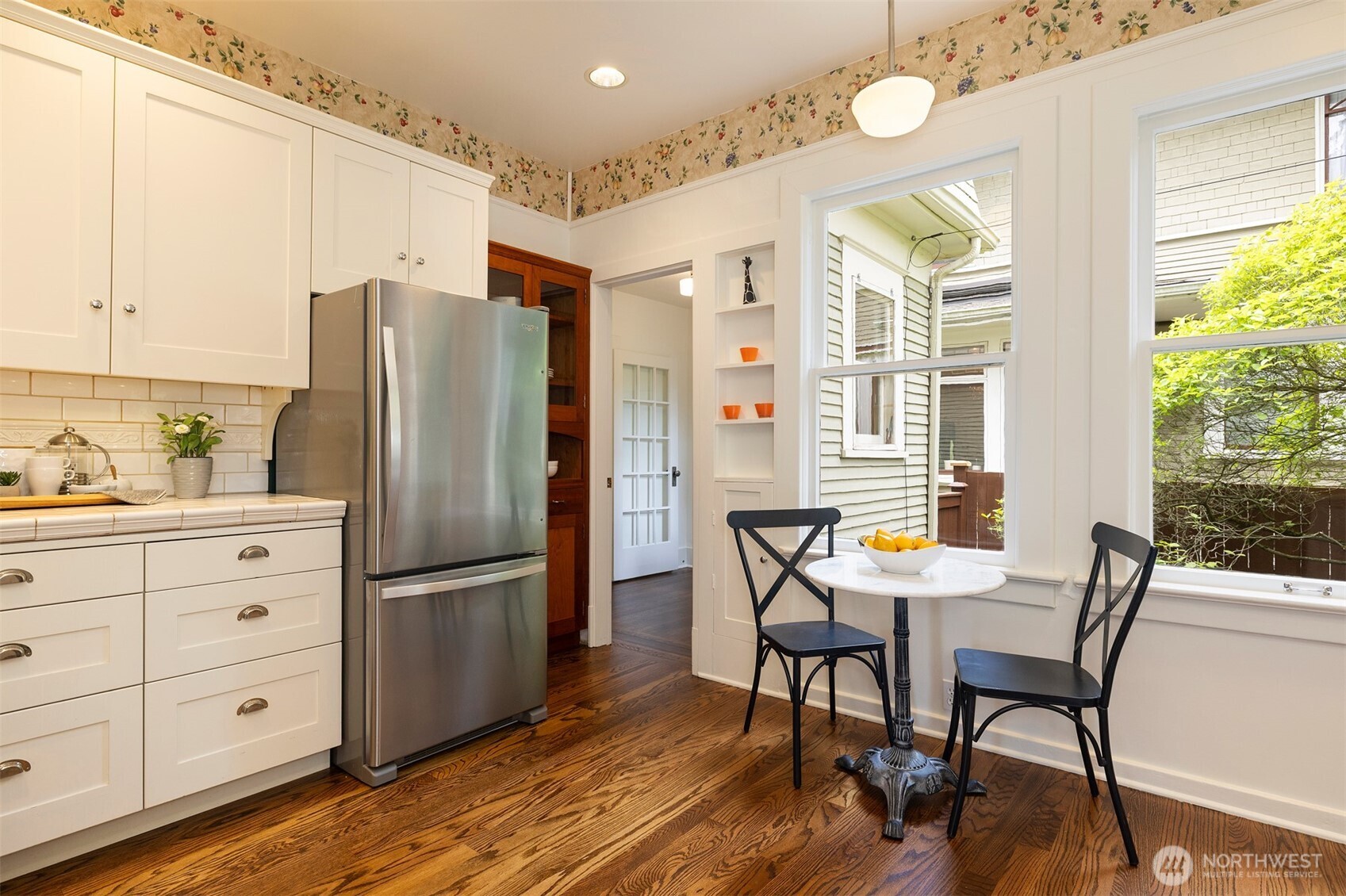 806 15th Avenue E, Seattle, WA 98112
